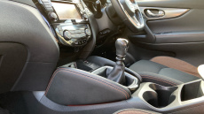 Nissan Qashqai 1.3 DiG-T N-Motion 5dr Petrol Hatchback